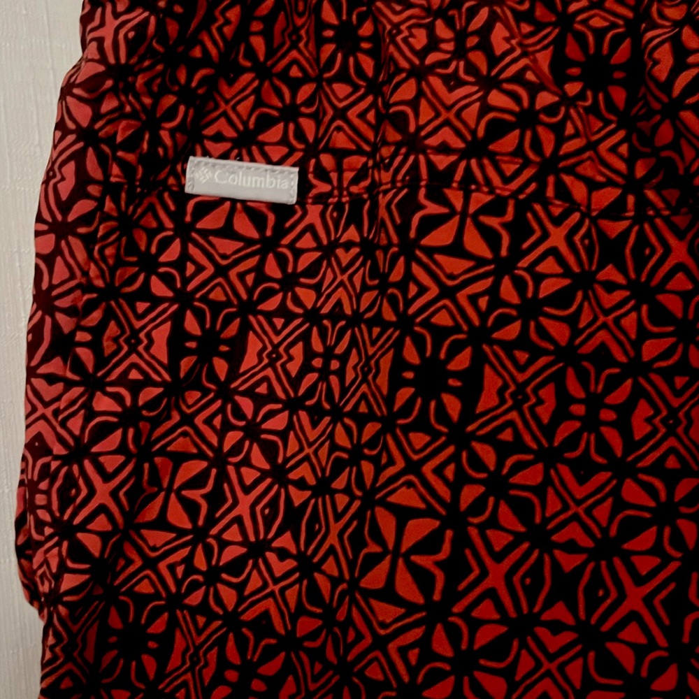 Columbia | Red Patterned Shorts - Picture 5 of 6